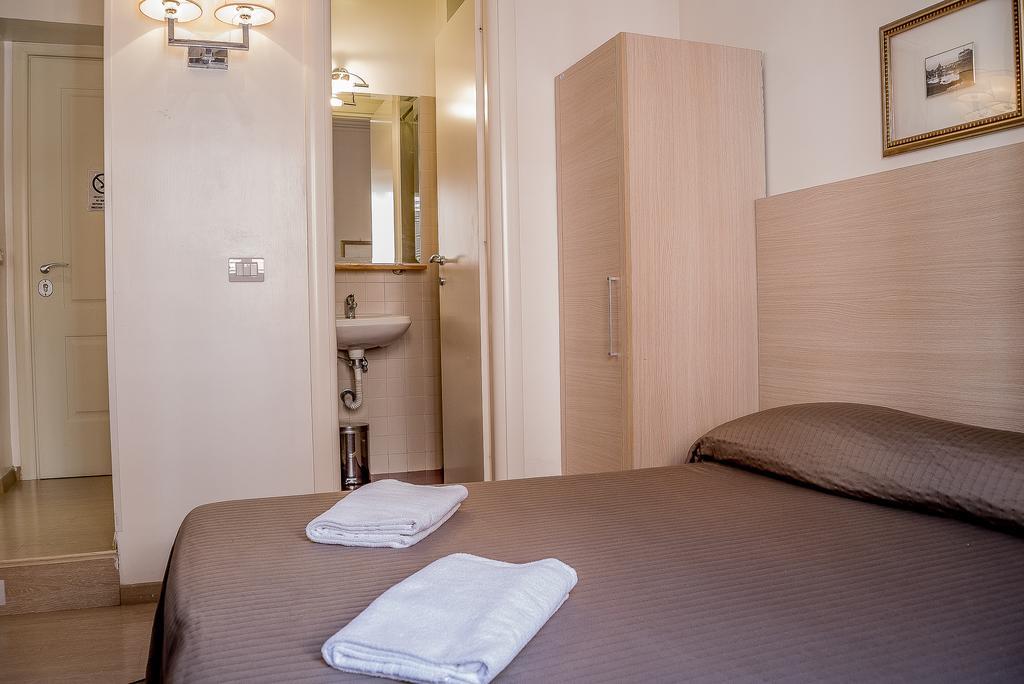 Booking House Rzym Zewnętrze zdjęcie