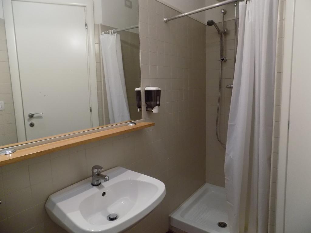 Booking House Rzym Zewnętrze zdjęcie