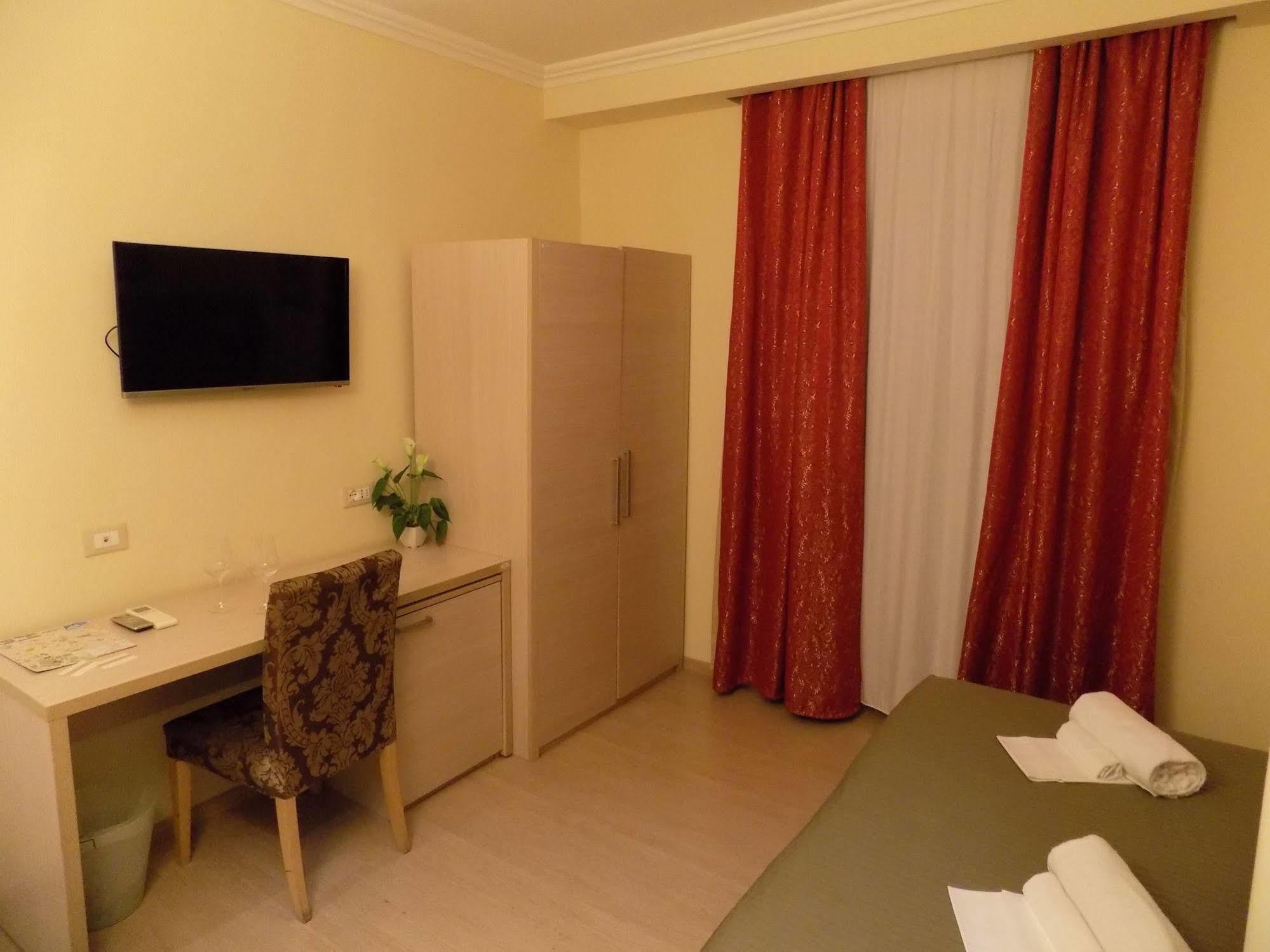 Booking House Rzym Zewnętrze zdjęcie